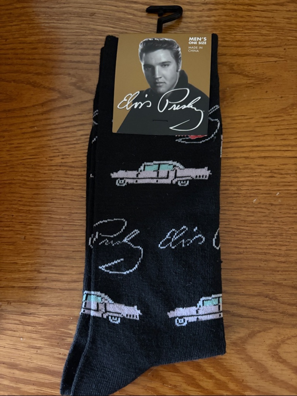 ELVIS PRESLEY NOVELTY SOCKS/NWT